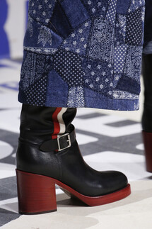 Details Christian Dior , Details Dior Fall 2018 Ready-to-Wear , Детали показа Кристиан Диор , Детали показа Диор осень зима 2018 , Fashion show , неделя моды в Париже , PFW , Мария Грация Кьюри , Mainstyles